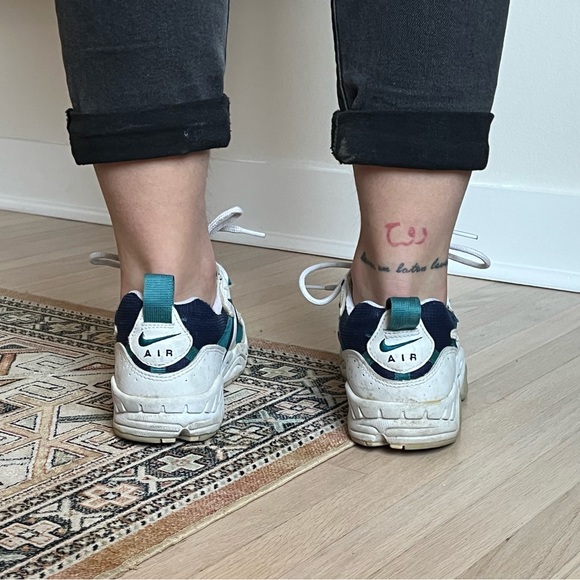 VINTAGE NIKE AIRS - Picture 3 of 5